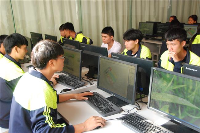 玉溪工业财贸学校2019年计算机网络工程施工专业招生简介